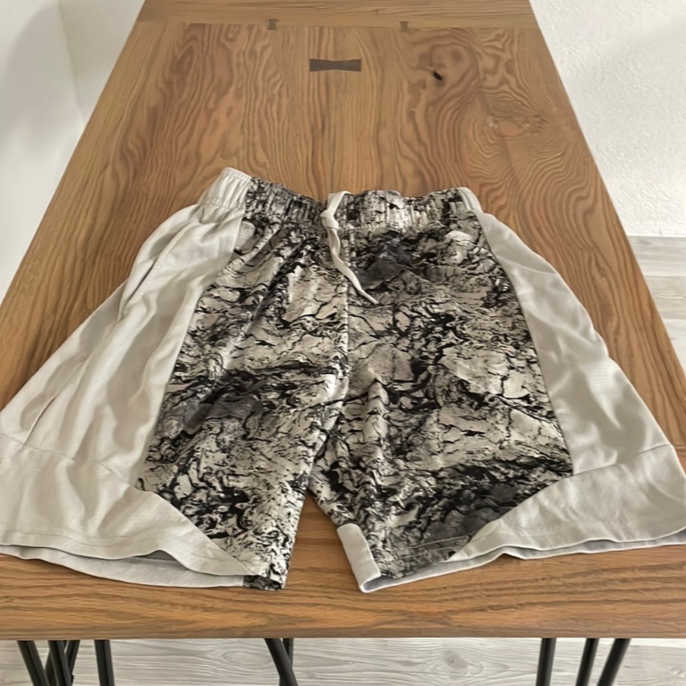 All in motion white and black shorts